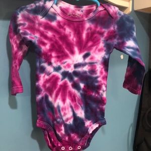 ☮️ Hand-Made Tie-Dye Onesie for Baby (1 of a kind)